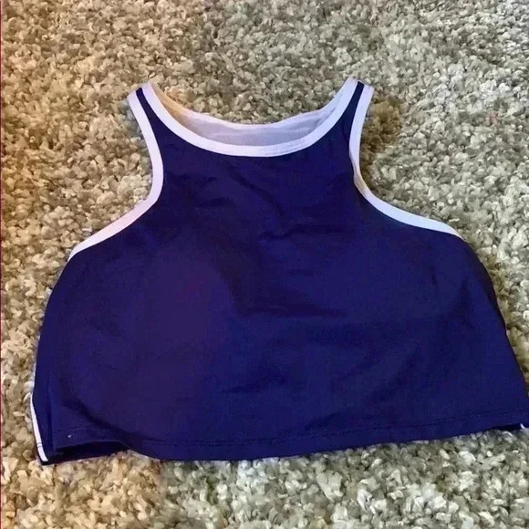 Fabletics - Picture 2 of 4